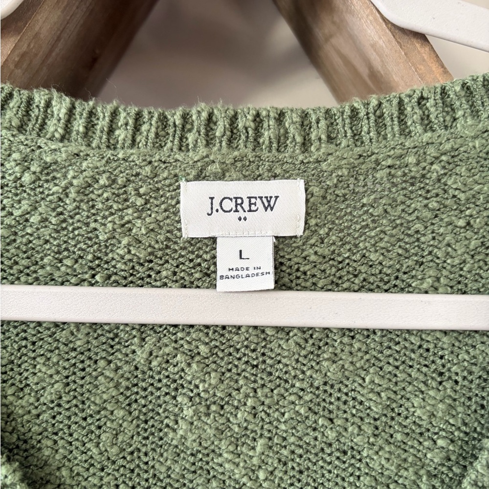 J.Crew V-neck slub sweater in green. Like new. Women’s size large. - Picture 5 of 5